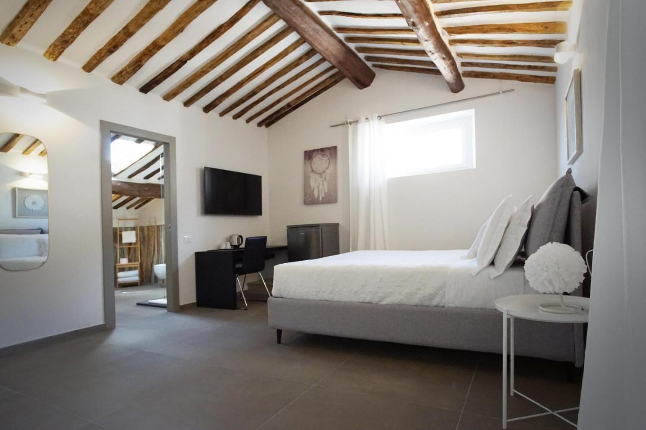 New Moon Rooms La Spezia Bagian luar foto