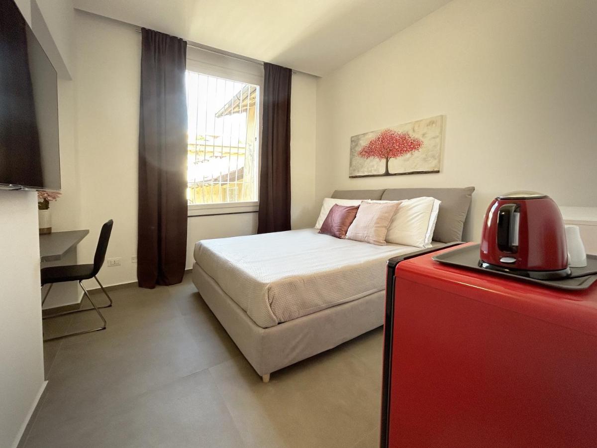 New Moon Rooms La Spezia Bagian luar foto