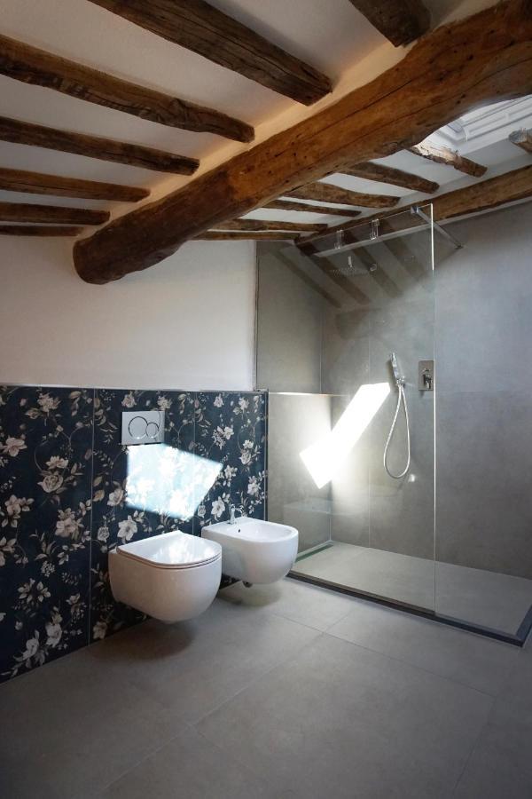 New Moon Rooms La Spezia Bagian luar foto