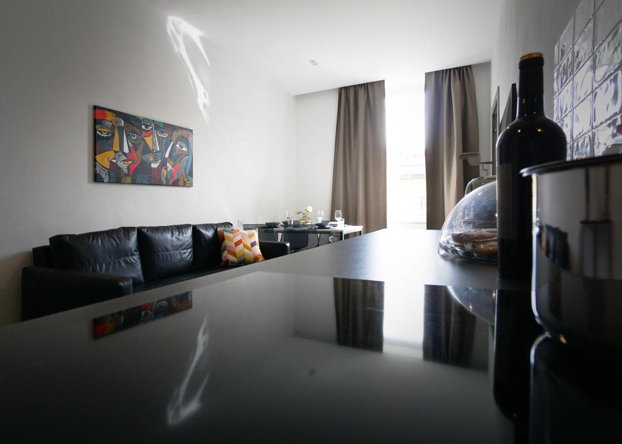 New Moon Rooms La Spezia Bagian luar foto
